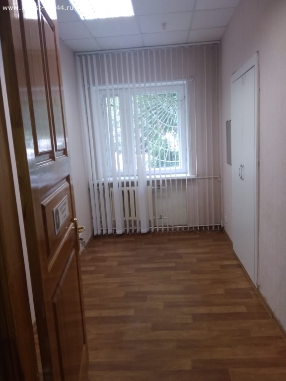 Новоуральск, Комсомольская,10